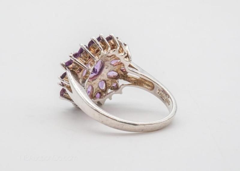 Sale Photo Thumbnail #4