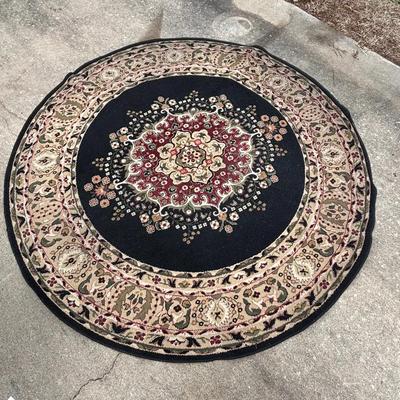 Round Rug
