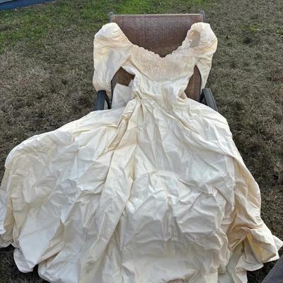 Vintage Wedding Dress