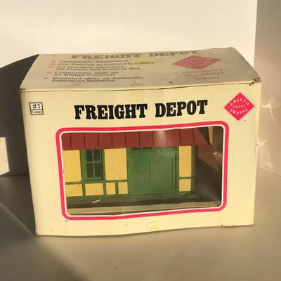 Arsitocraft Freight Depot #1 Gauge( Not G Scale )