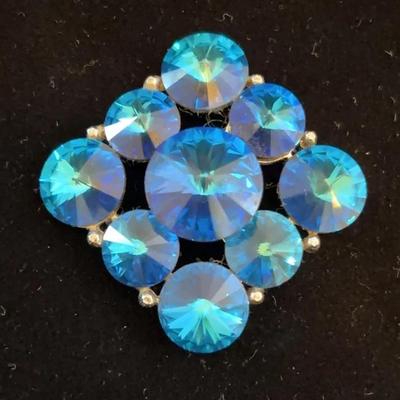 Absolutely Stunning Weiss In Blue! 