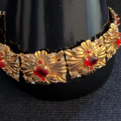 JBK Jacqueline Kennedy Vintage Diamante Gold Tone Bracelet.