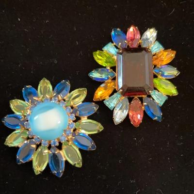 Pair Of Brooches. 