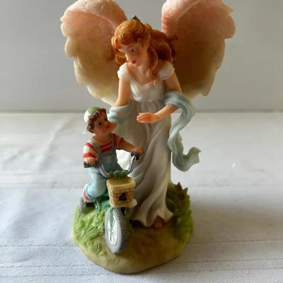 Seraphim Classics “Angels To Watch Over Me”