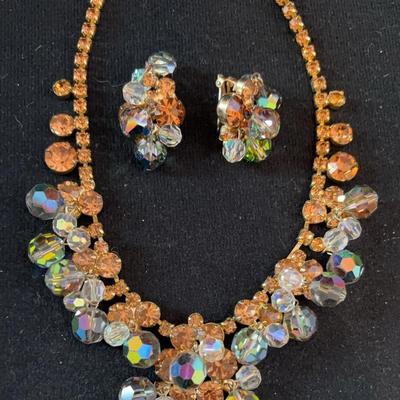 Coppertone Crystals In A Gorgeous Statement Set. 