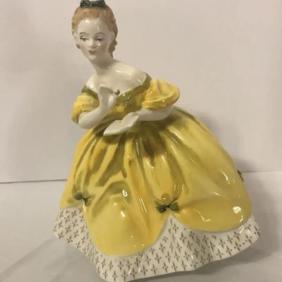 Royal Doulton Lady ‘ The Last Waltz ‘