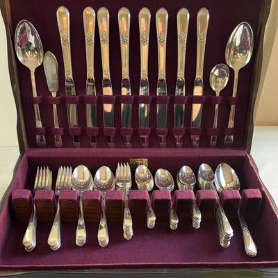 Rogers. 1847. Flatware Boxed Set. Adoration Pattern. 