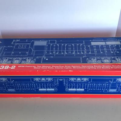 USA Trains EMD GP38-2