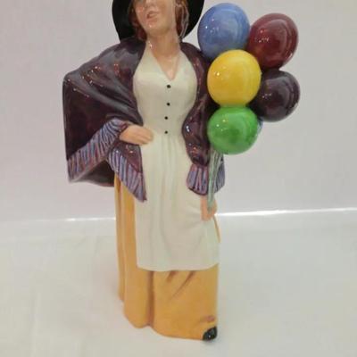 Ballon Lady By Royal Dalton