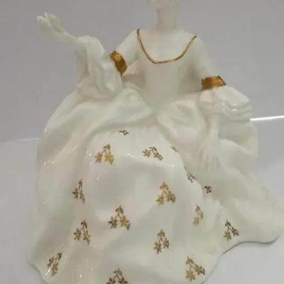 Royal Doughton "Antoinette"