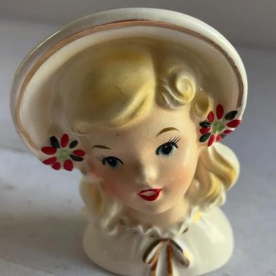 Inarco Head Vase. E-1274. Christmas Themed. 