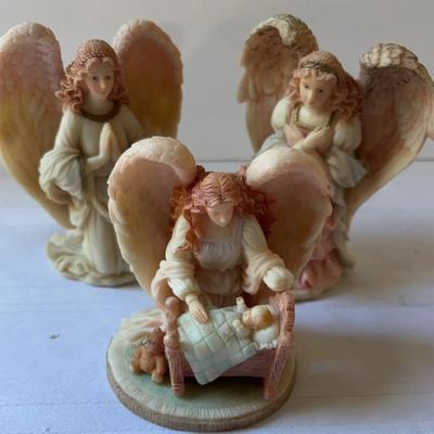 Trio Of Angels. Seraphim Classics. 