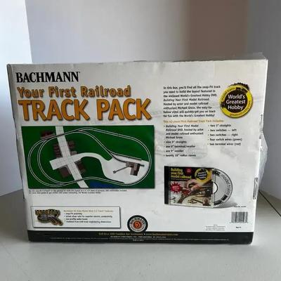 Bachmann 43-Piece Your First Railroad Track Pack