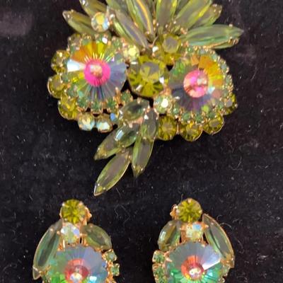 Vintage Set Of Earrings And Matched Pin By D&E