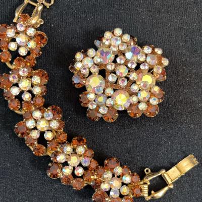 Beautiful Set. Brooch And Bracelet. Fall Colors. 