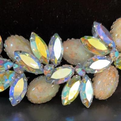 “Vendome” Vintage Aurora Crystal Brooch. 