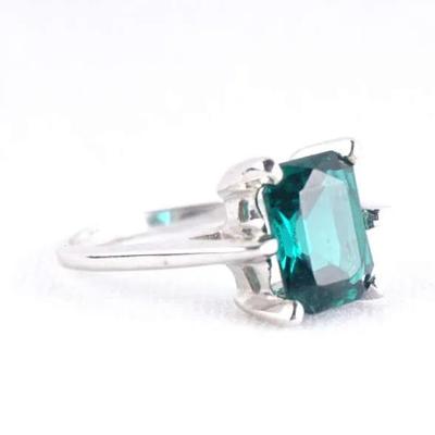 DASON 10K White Gold Synthetic Emerald Ring – Size 6, (3.6g