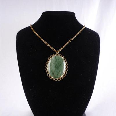 Green Aventurine Oval Pendant Necklace w/ 24" Chain – Statement Jewelry (27.8g)