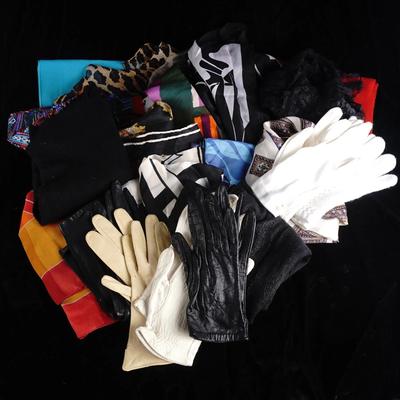 Vintage Leather & Knit Gloves Collection with Fashion Scarves – Sizes 6–7
