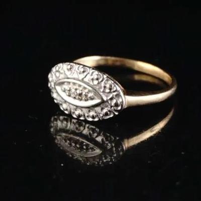 10K White Gold Diamond Ring – Vintage Cluster Style, (1.9g)