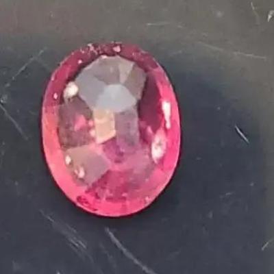 Natural Ruby Loose Gemstone – Oval Cut, ~0.5 ct