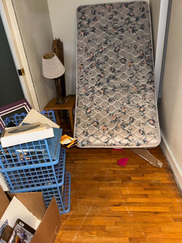 Sale Photo Thumbnail #17