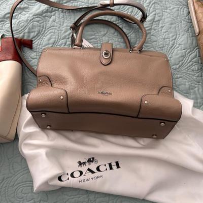 Sale Photo Thumbnail #138