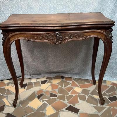 French Louis XV style walnut console table 