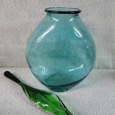 Art Glass Vase And Blade Of Grass