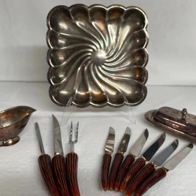 Bakelite Regal Crest Sheffield England - Steak Knives 