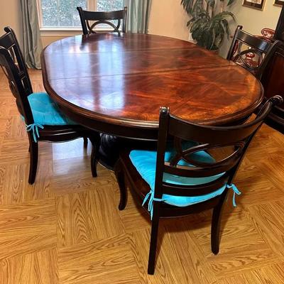 Burl Walnut Pedestal Dining Table & 4 Chairs
