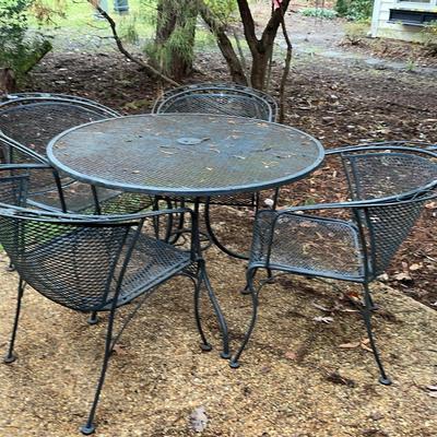 Wrought Iron Table And 4 Chairs 