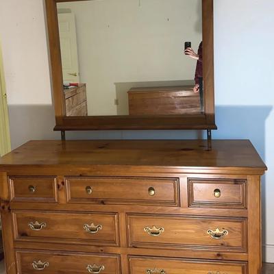 Pennsylvania house dresser with mirror