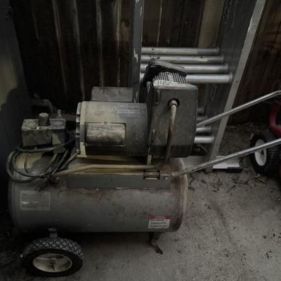 Sale Photo Thumbnail #117