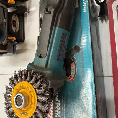 Sale Photo Thumbnail #407