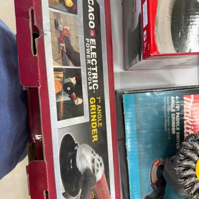 Sale Photo Thumbnail #405