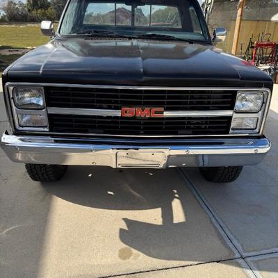 Sale Photo Thumbnail #53: 1986 GMC 3/4 TON 4x4. INFORMATION ON THIS TRUCK IS ON THE NEXT PICTURE. 