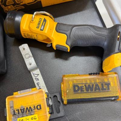 Sale Photo Thumbnail #419