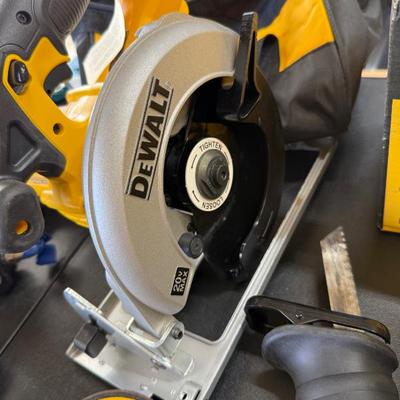 Sale Photo Thumbnail #418