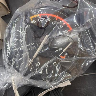 Sale Photo Thumbnail #393