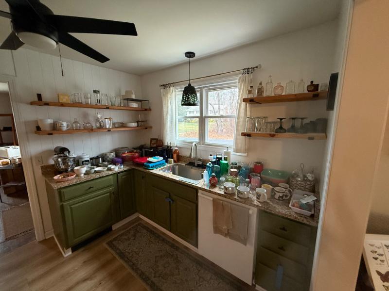 Sale Photo Thumbnail #8