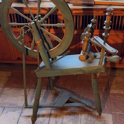 Antique Spinning Wheel