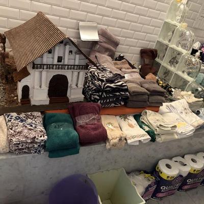 Sale Photo Thumbnail #77