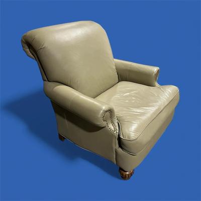 Traditional Classic Design Armchair