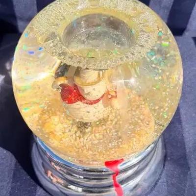 Vintage Scented Snowman Glitter Globe Candle Holder – Glass Holiday Decor – Approx. 6–7”
