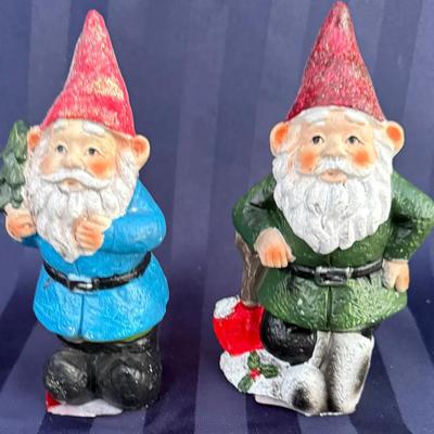 Pair of Garden Gnome Figurines – Vintage Style – Hand-Painted Décor