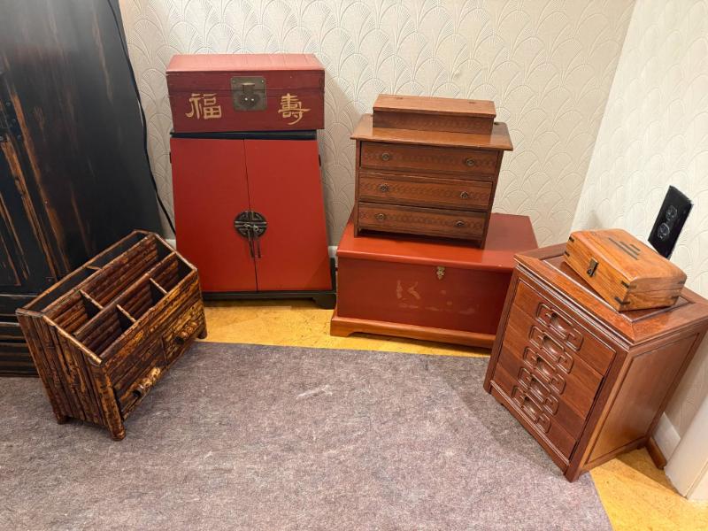 Sale Photo Thumbnail #257