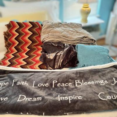 Sale Photo Thumbnail #148