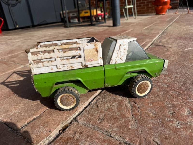 Sale Photo Thumbnail #275