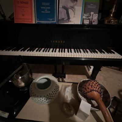 Yamaha baby grand piano